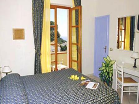 Hotel Ornella Lido di Camaiore Bilik gambar